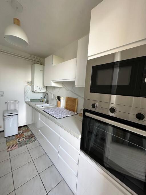 T3 Moulin A Vent Proche Upvd Apartment แปร์ปินญอง ภายนอก รูปภาพ