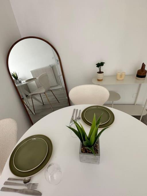 T3 Moulin A Vent Proche Upvd Apartment แปร์ปินญอง ภายนอก รูปภาพ